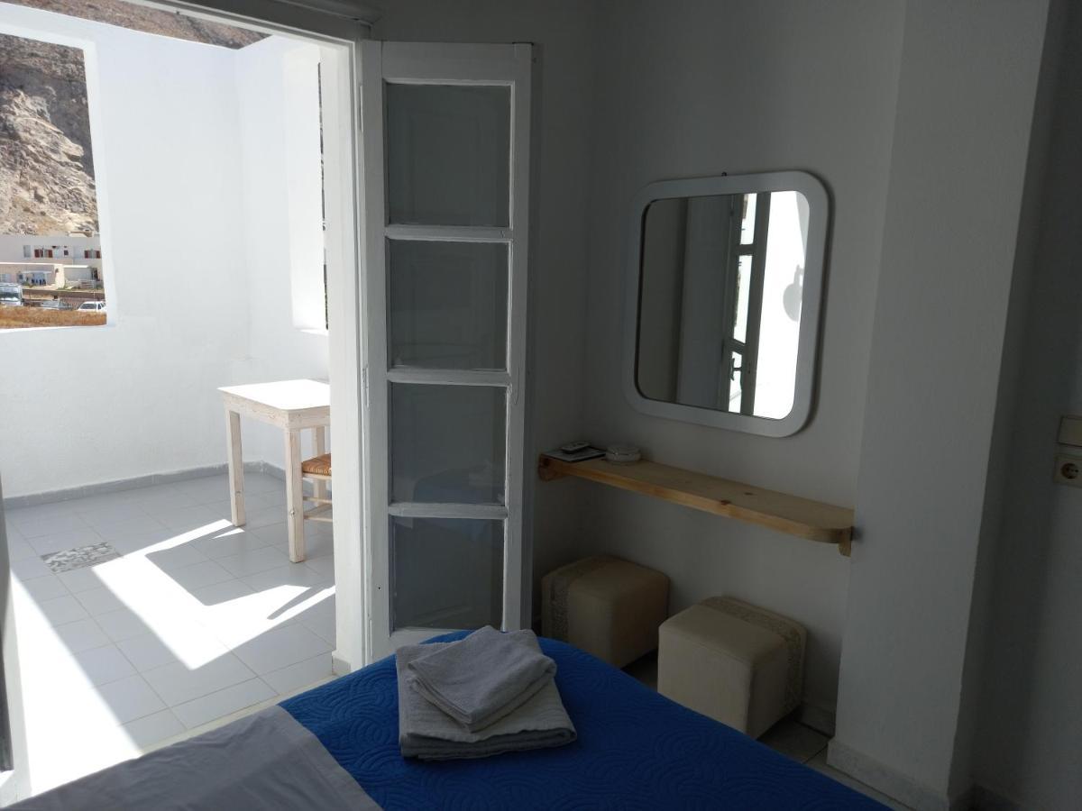 Three Harites Aparthotel Perissa  Ngoại thất bức ảnh
