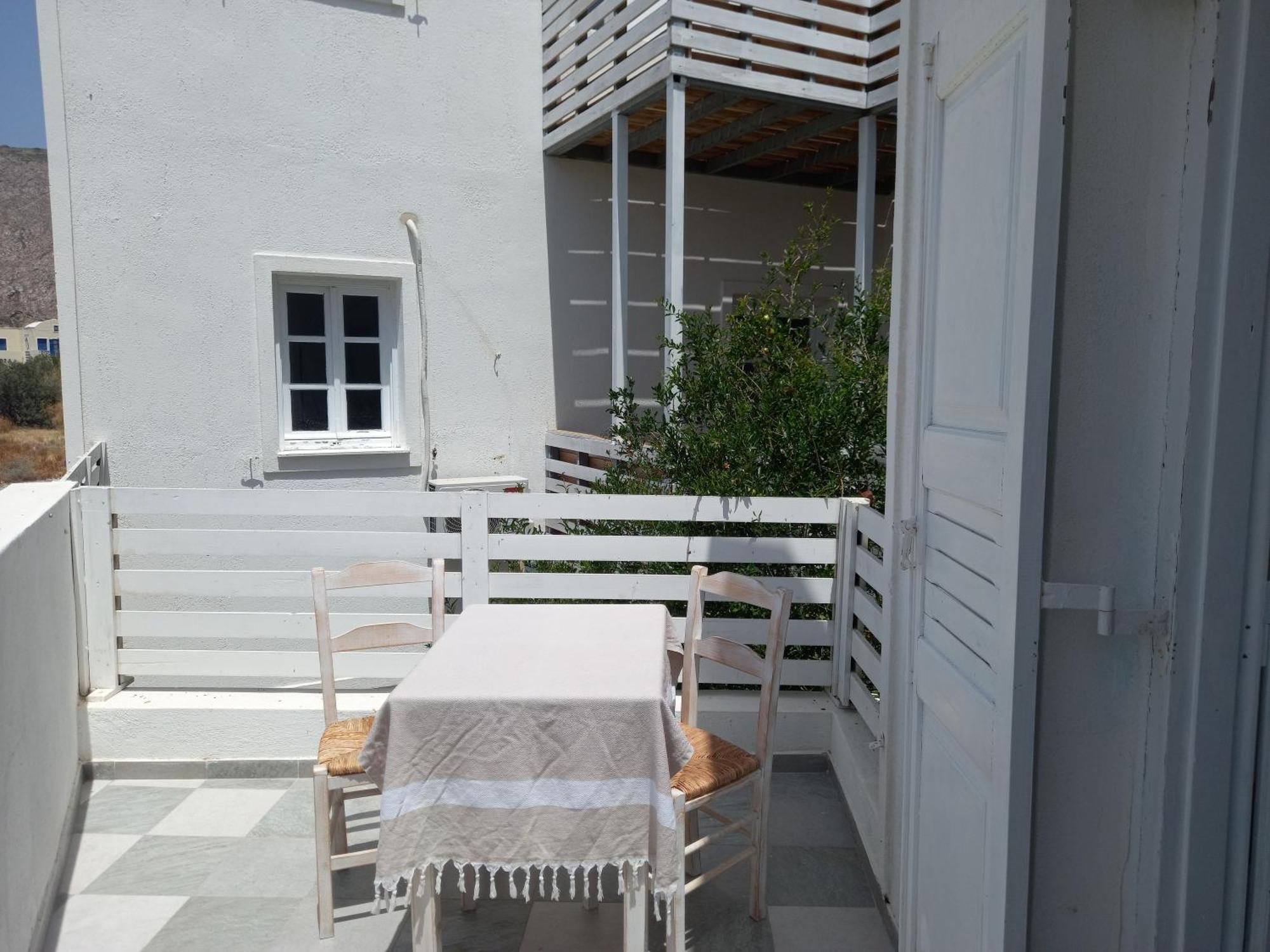 Three Harites Aparthotel Perissa  Phòng bức ảnh