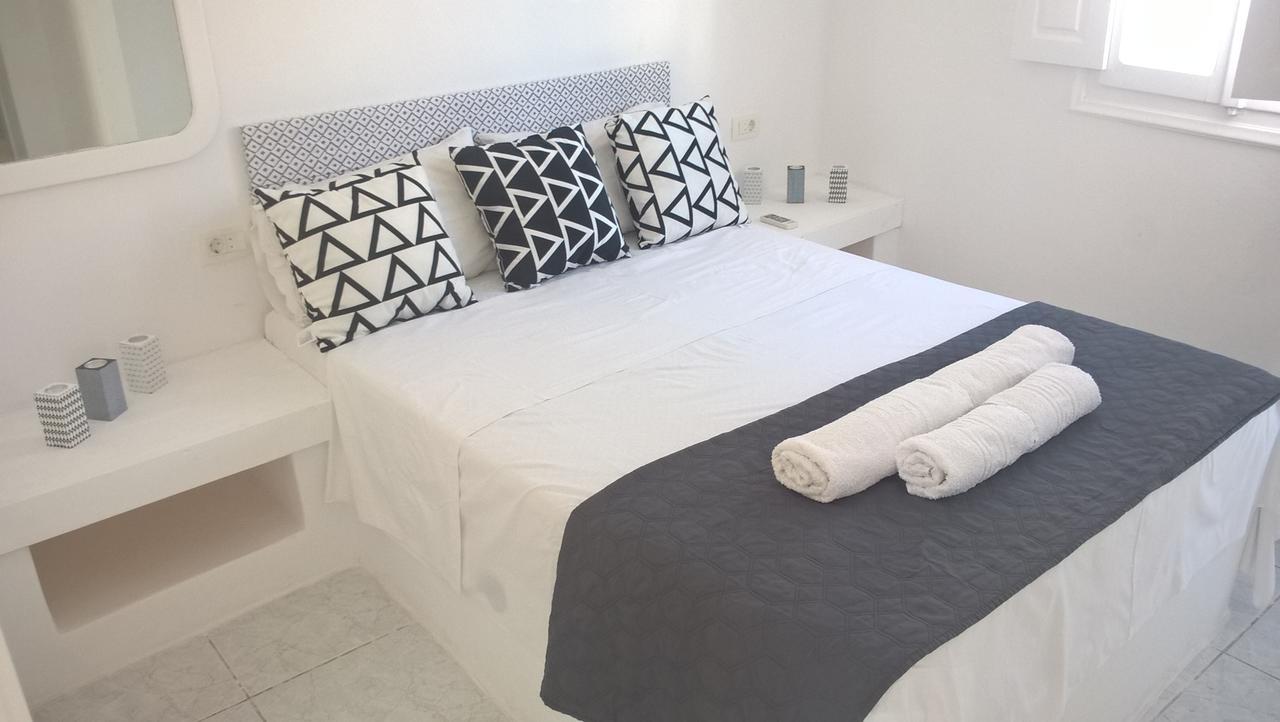 Three Harites Aparthotel Perissa  Ngoại thất bức ảnh