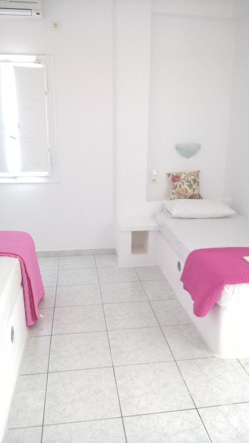 Three Harites Aparthotel Perissa  Ngoại thất bức ảnh